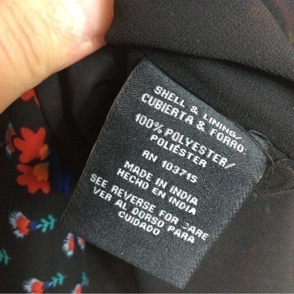 ๐3/$20!
Zac & Rachel black flora Crepe Chiffon Blouse. XL - Picture 3 of 7